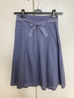 ☆エンポリオアルマーニ　夏用　プリーツスカートのサムネイル