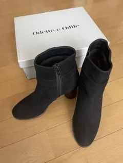 新品　Odette e Odile ショートブーツ　ブラック　22.5のサムネイル