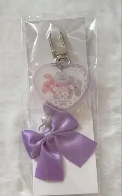 サンリオ シークレットチャーム付きキーホルダー バレエコア ぼんぼんりぼん