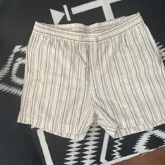 H&M リネンブレンドショーツ　リゾートパンツのサムネイル