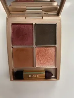 RMK ローズウッドデイドリーム 4アイズ / 02 ラスティックローズ