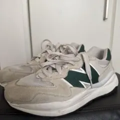New Balance 530 グレー/グリーン スニーカー