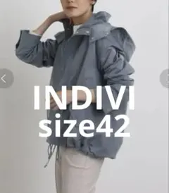 INDIVI フード付きショートブルゾンゆったり きれいめカジュアル新品同様42