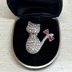 スワロフスキー SWAROVSKI 猫 ねこ ブローチ