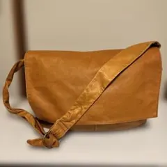 Item thumbnail for item 3f1fbaf9-41dd-4988-bed1-fc18b2db68c8