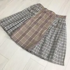 キャンディストリッパー チェック柄切り替えプリーツスカートのサムネイル