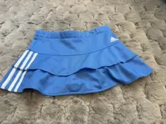 adidas 青 フリル付きスカート インナーショーツ付きのサムネイル