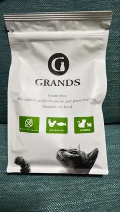 GRANDSキャットフード チキン&サーモン味500g×1袋 - メルカリ
