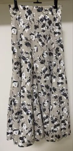 PROPORTION BODY DRESSING フラワープリントフレアスカートのサムネイル