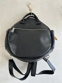 ラウンド型 ブラックバックパック