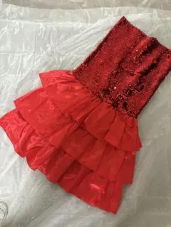 赤 フリル付きスパンコールドレス