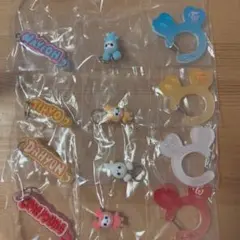 TWICE LOVELYS アクリルカラビナ フロッキーマスコット×4