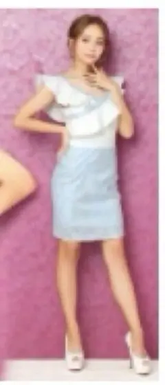 デイジーストア❤️ブルー×ホワイトシルバーラメキラキラフリルドレス