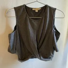 新品未使用　ノースリーブ　肩出し　タンクトットップス　レディース　グレー