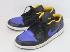 NIKE AIR JORDAN 1 LOW 