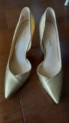 ★超美品 NINE WEST ナインウエスト パンプス ゴールド ヒールのサムネイル