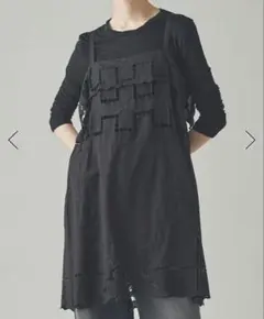 カレンソロジー　カットワーククロスブラウス