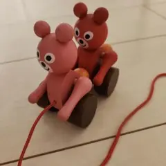 木製クマのキャラクターおもちゃ