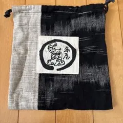 猫のイラスト入り巾着袋