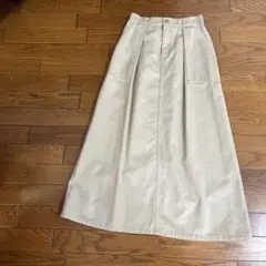 Item thumbnail for item e356cf32-c09f-435c-8f7e-f66aaa3930ac