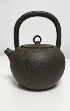 小振り鉄瓶 鋳鉄製 茶道具 伝統工芸品 銀瓶茶托急須やかん茶托龍文堂亀