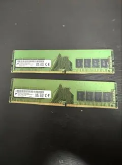 Micron DDR4-3200 16GB メモリ 2枚セット 動作品のサムネイル