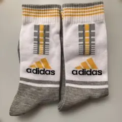 adidas キッズ靴下 ストライプデザイン 21cm〜23cm