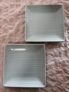【2枚セット】角皿 ティファニーブルーストライプ模様 食器 金麦のサムネイル