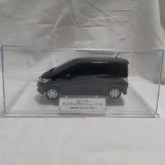 【非売品・美品】ホンダ フリード カラーサンプル （外箱・ケース付）のサムネイル