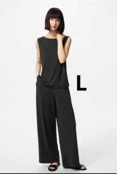 【新品】　ユニクロ　クレープジャージーストレートパンツ　Lサイズ　ブラック