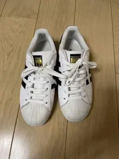 adidas SUPERSTAR ホワイト ブラック スニーカー
