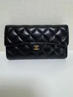 CHANEL キャビアスキン　長財布