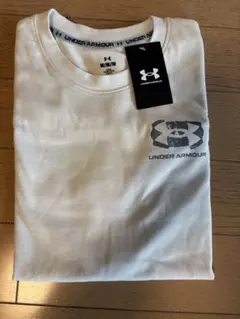 UNDER ARMOUR ホワイト長袖Tシャツ W/M