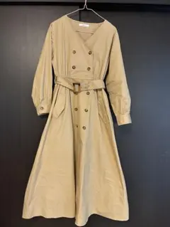 AVAN LILY ベージュ シャツワンピース