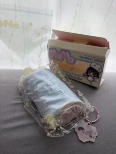 MoMo スイーツロール スクイーズ ストロベリー味