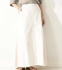 【BEAMS HEART】ビームス　オフホワイト コットン ロングスカート