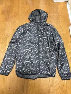 PUMA 迷彩柄 ウィンドブレーカー