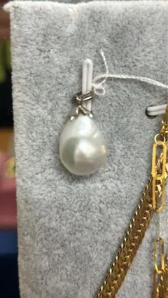 Item thumbnail for item fc681b8b-91bd-42c1-9d5a-4a67d43a9125