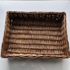 新品美品☆ 天然素材ブラウンラタン製バスケット