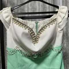 ミニドレス　ミントグリーン オフショルダードレス