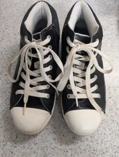 【合成皮革】ゴルフシューズ　ハイカットCONVERSE　黒　22.5センチ