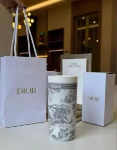 2026年最新】dior 水筒 ノベルティの人気アイテム - メルカリ