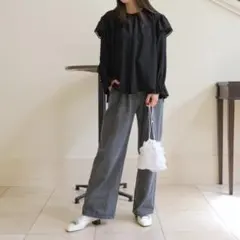 unminou アンミヌ サークルレースブラウス(BLACK)