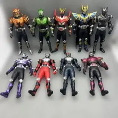 仮面ライダー 龍騎 ソフビフィギュア 9体セット - メルカリ