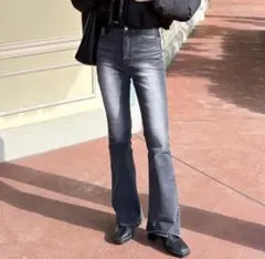 nabi kazane ブラックブーツカットパンツ nugu Mサイズ ブラック