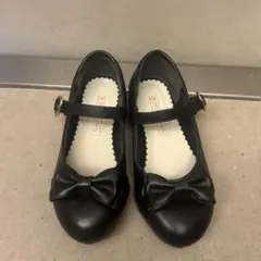 リボン付きブラックフォーマルシューズ