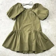 FURFUR パネルペタルドレス パフスリーブ ワンピース カーキ フレアのサムネイル