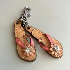 COACH ビーチサンダル モチーフ キーホルダーのサムネイル