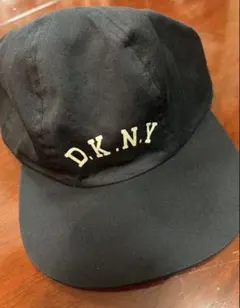 再販！DKNY ブラック キャップ ワンサイズ