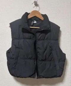 H&M DIVIDED ブラック ダウンベスト